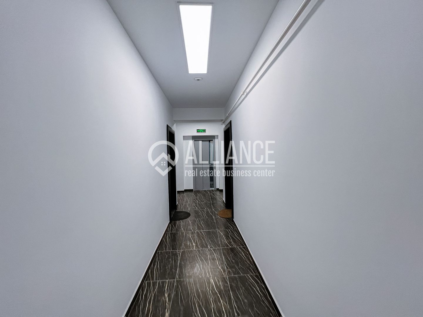 Palazu Mare(COD 05) - Apartament 3 camere| Parcare acoperită | Lac - Poză 27