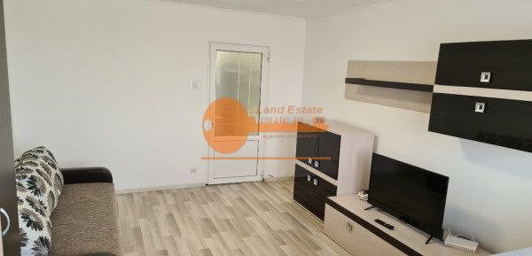 Apartament cu 2 camere in zona Giulesti - Centrala Proprie - Poză 1