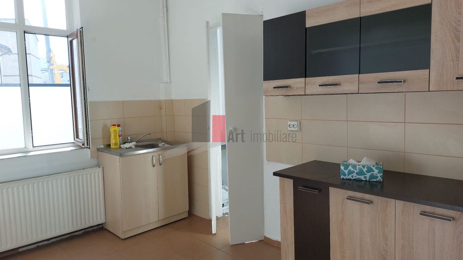 Spatiul "BRYNT", et. 1 in vila, INTRARE SEPARATA, SINGUR PE NIVEL - Poză 19