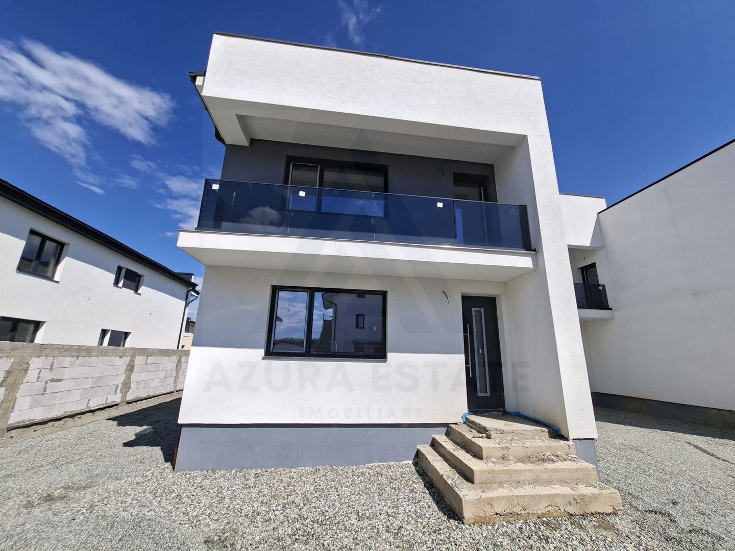 Casa moderna 3 camere 2 bai si curte 170 mp in zona Arhitectilor - Poză 3
