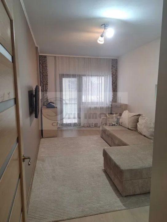 Apartament cu 2 camere si 3 balcoane - Tudor Vladimirescu - 450€ - Poză 1