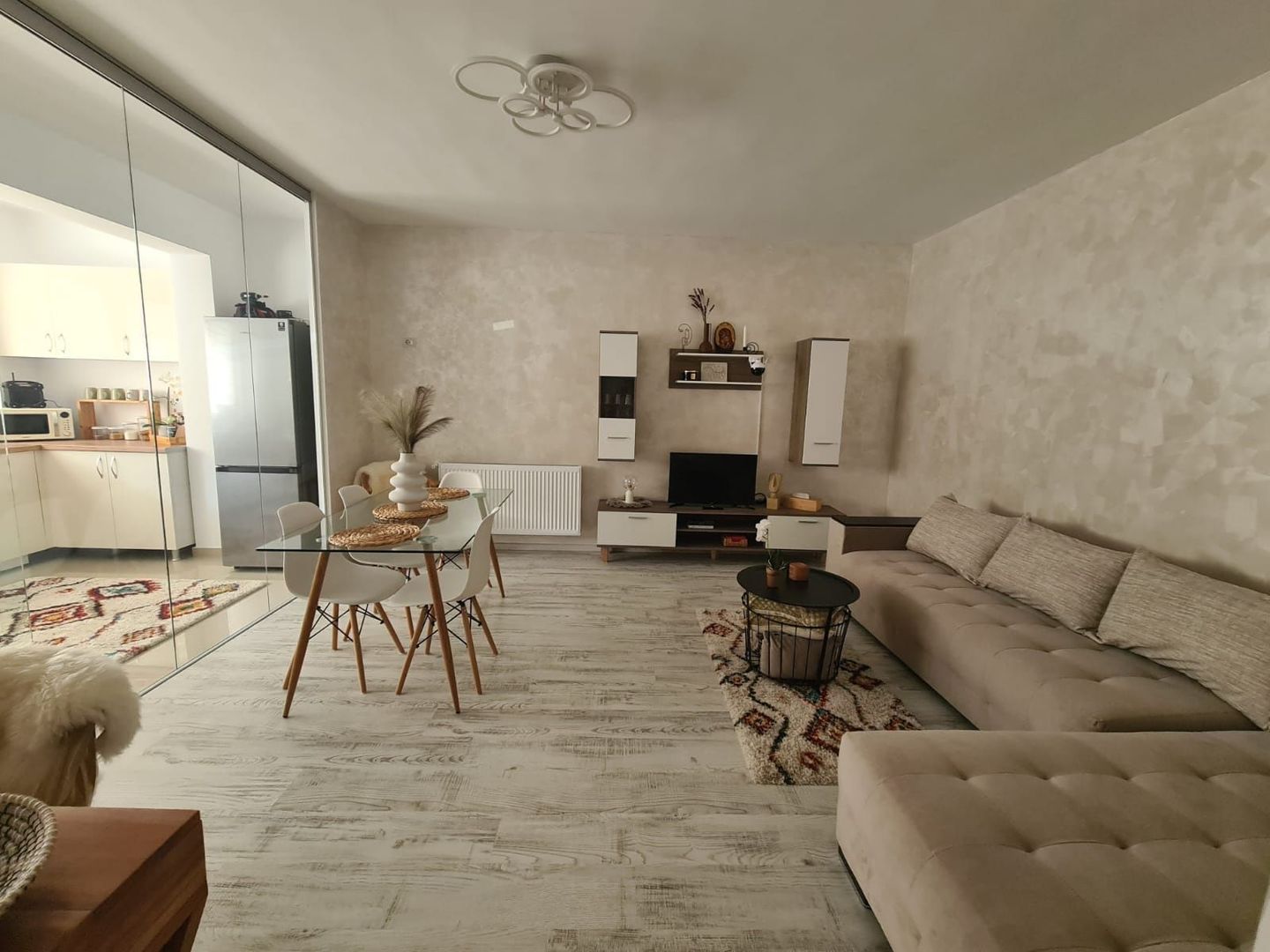 Apartament 2 camere Militari Residence + Loc Parcare - Poză 1