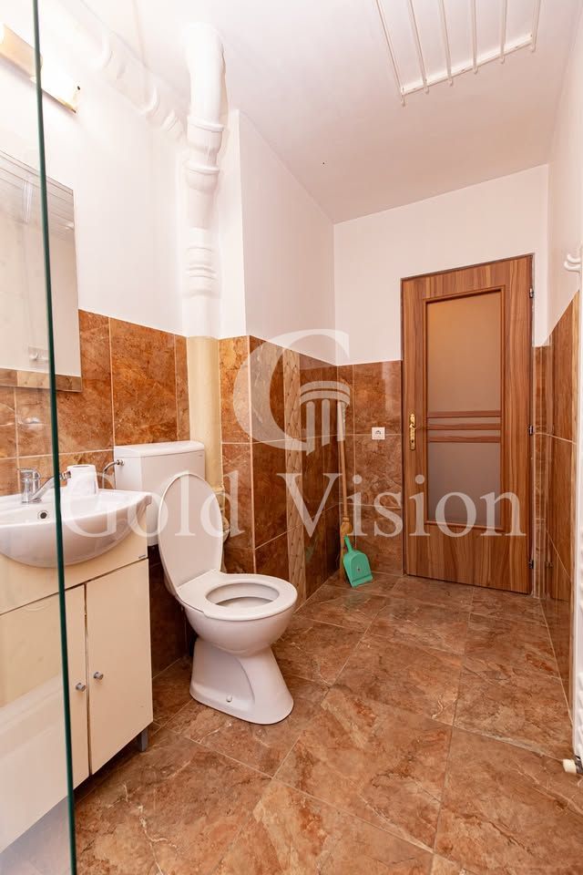 De vanzare apartament 2 camere, Reghin, central, disponibil imediat - Poză 5