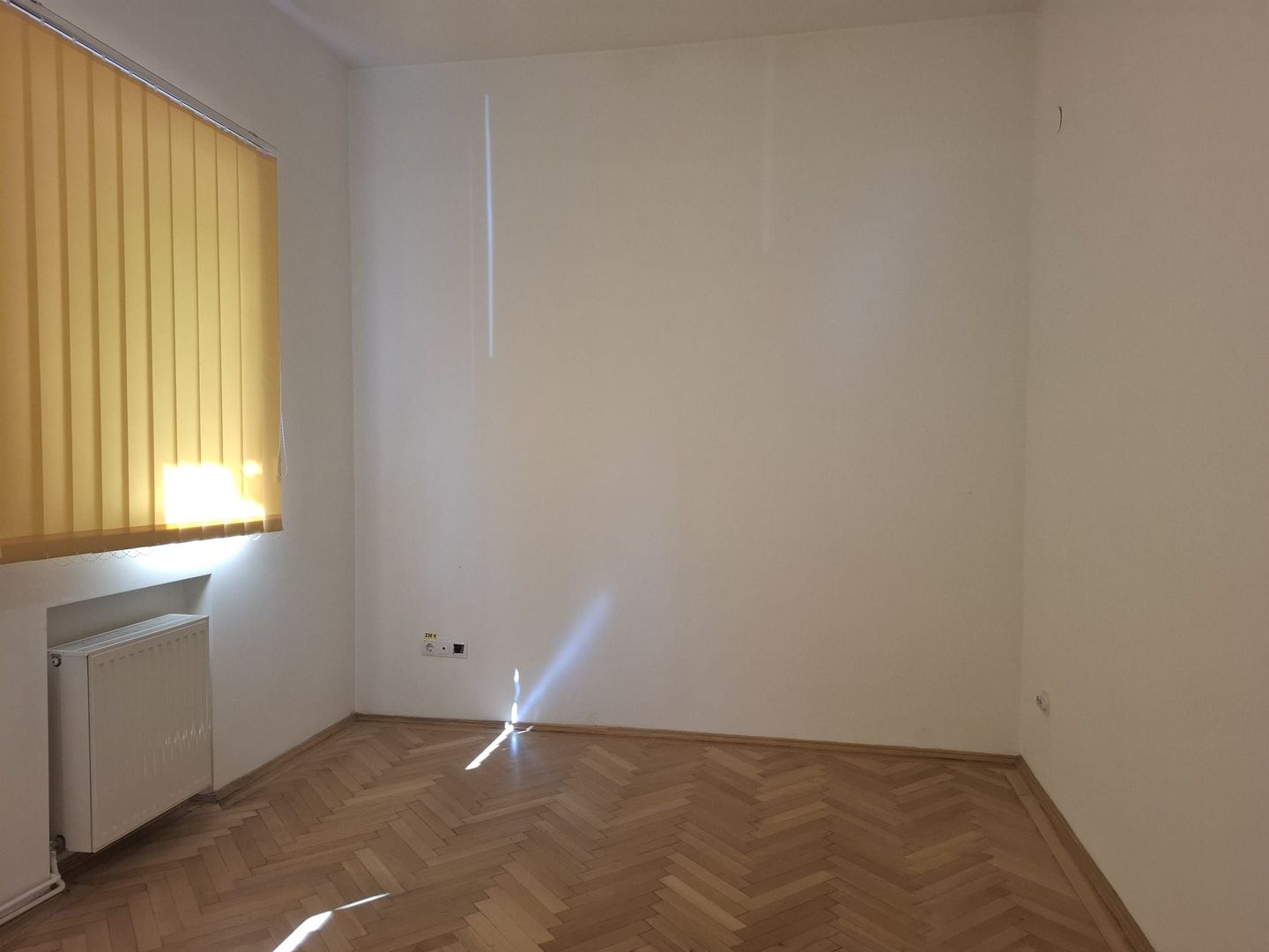 URGENT!, PARTER,FARA MENTENANTA, CONTORIZAT,SINGUR PE ETAJ, NEGOCIABIL - Poză 7
