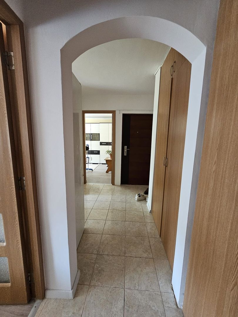 Apartament PB 2 cam Rogerius Oradea - Poză 6