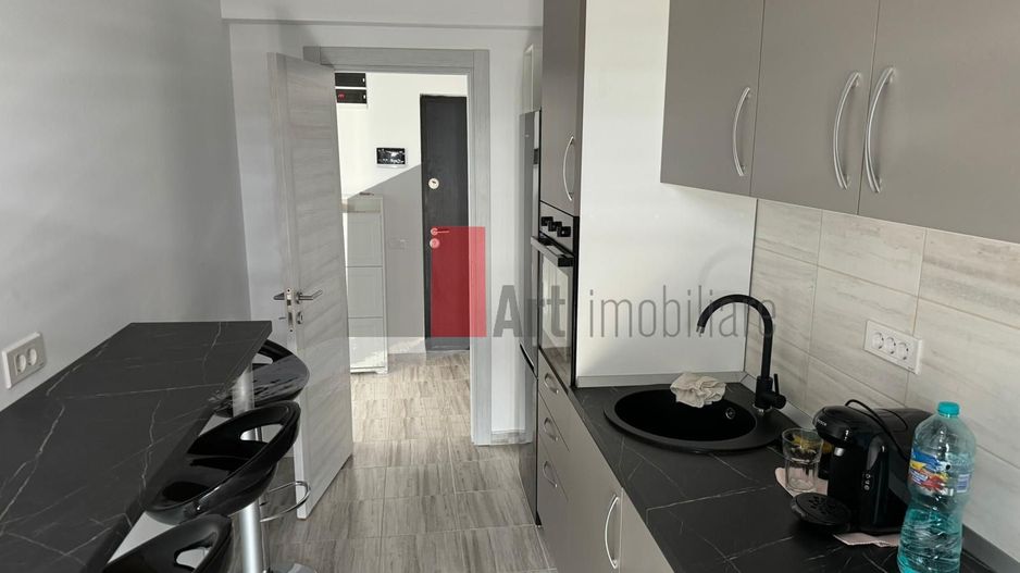 Apartament cu 2 camere de inchiriat-Aparatorii Patriei-cu centrala+loc parcare - Poză 6