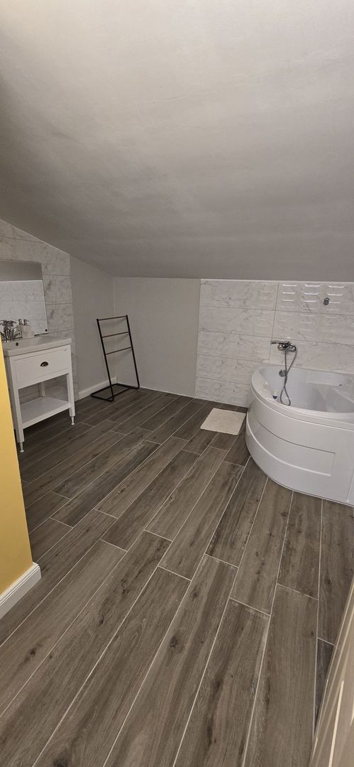 BRASADAS vinde casa  tip P+M in Bercu Roșu. - Poză 7