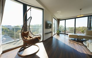 Panoramic View to Herastrau Lake, 5 rooms apartment - Poză 3