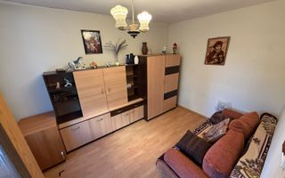 Emil Racovita - 3 Camere - Etaj Intermediar - Zona Rond Podu Ros - Poză 3