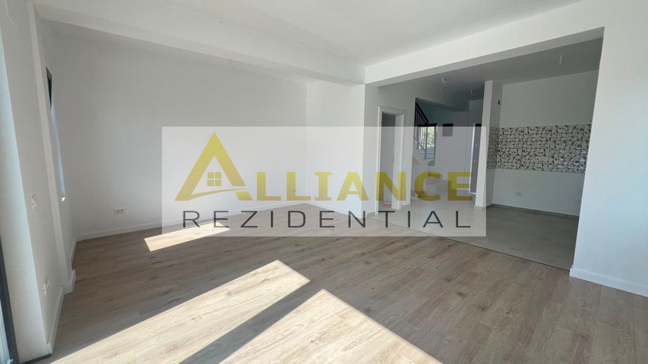 Duplex   - 3 camere -2 bai-400 M de STV - Poză 6