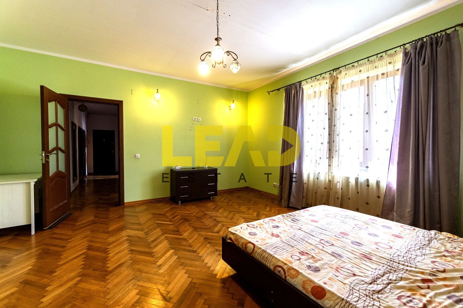 Apartament · vedere panoramică · Etaj 2 · Centrul IstoricBrașov · Comision 0% - Poză 2