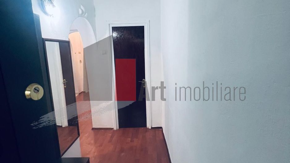 Studio deosebit - Poză 15