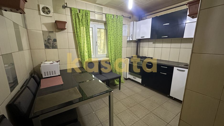Apartament 4 Camere | Moinești | Metrou Gorjului | 3 Băi - Poză 1