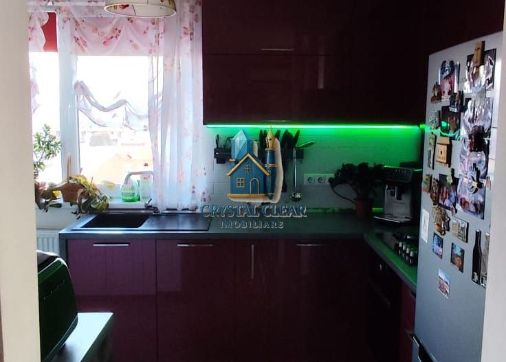 Apartament cu 3 camere + loc parcare - zona Podeni, str. Digului - Poză 9