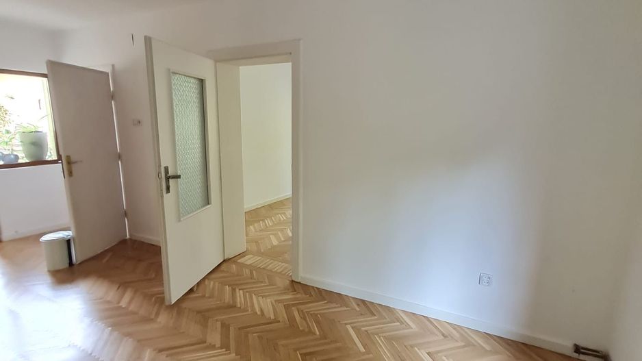 Casa solida în zona Bogdanestilor pretabilă birouri - Poză 31