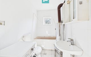 Casă cu 4 camere în Sânpetru German, Secusigiu - Poză 9