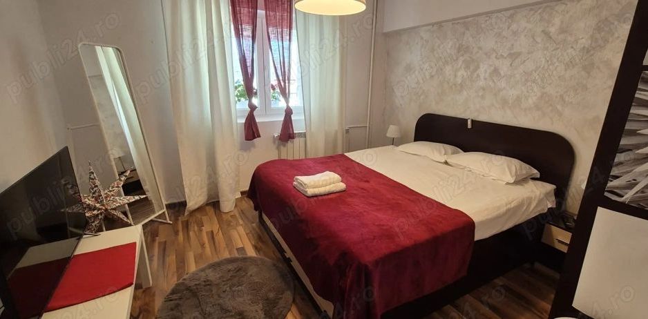 Inchiriez apartament 3 camere, Unirii, mobilat, aproape de metrou - Poză 2