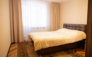 Chirie, apartament, 3 camere, str. Mihail Kogălniceanu, Centru - Poză 8