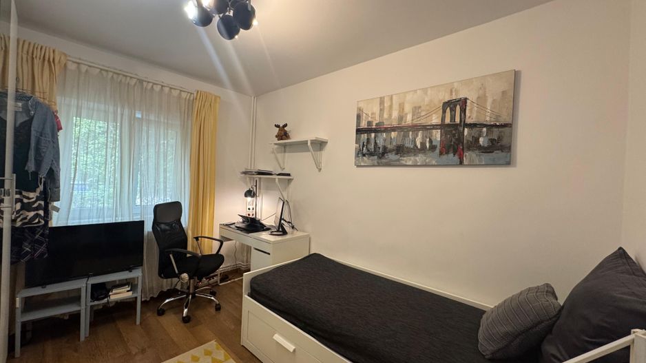 4 camere- DECOMANDAT | AVIATIEI - Poză 13