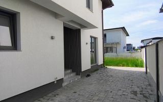 Vila Noua Tunari | 6 Camere si 4 Bai - Poză 25