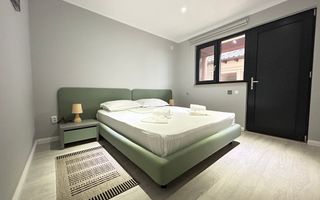 Pensiune Casa Eva Statiunea 2 Mai - 12 camere - teren 600 mp - Poză 4