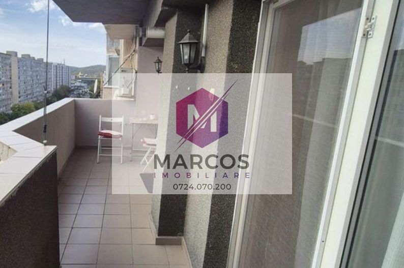 Vand apartament 3 camere Micro 4 - Poză 3