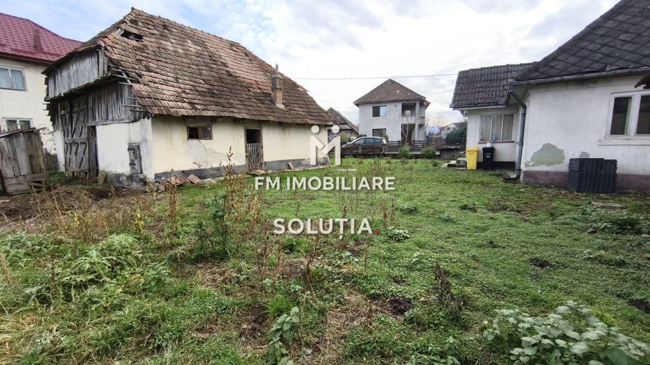 Casă de vânzare cu 10 ari teren -Central-Miresu Mare! - Poză 5