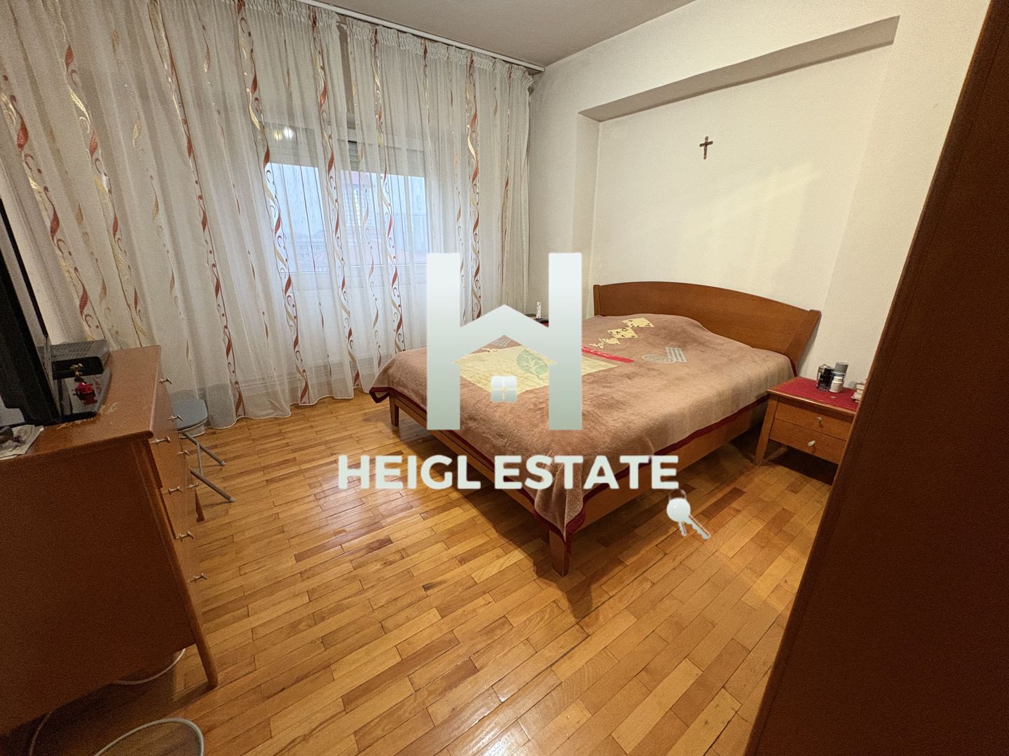 Apartament 3 camere Complexul Studentesc - Poză 6