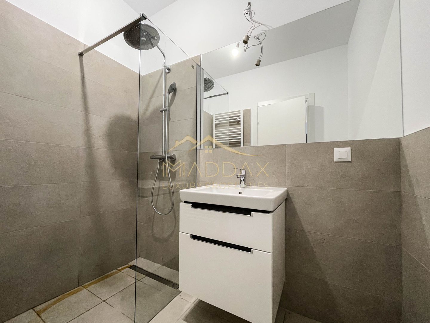 4 rooms apartment***181sqm***// 84sqm garden // Baneasa - Poză 27