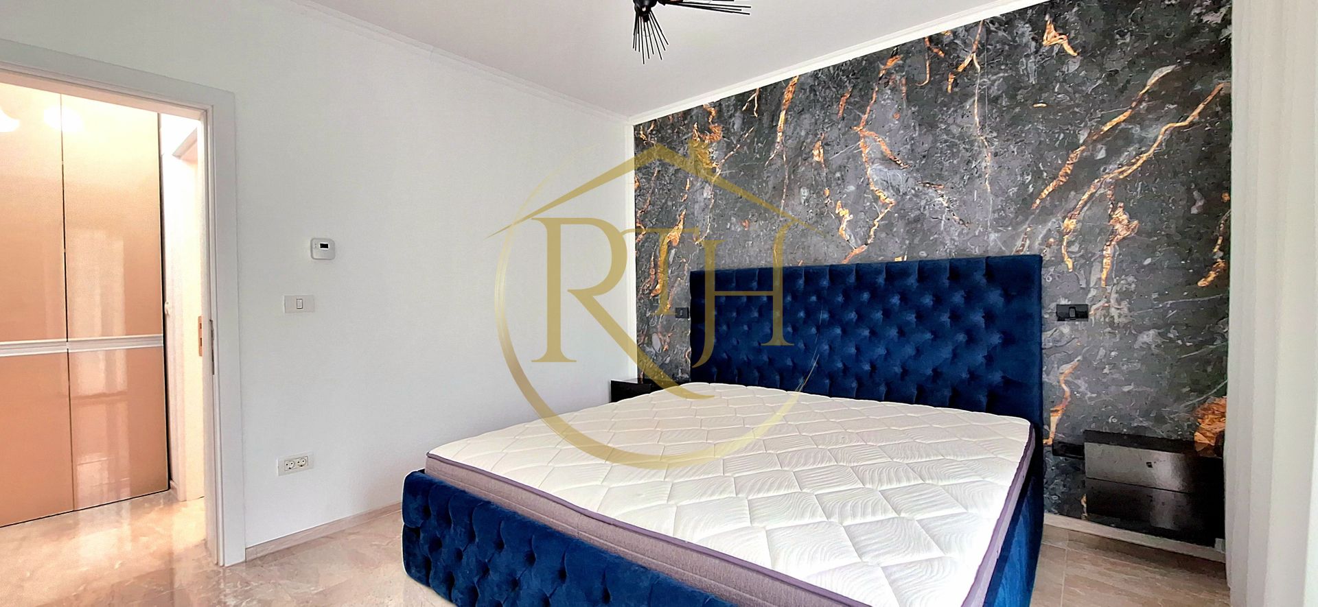 Prima inchiriere, Apartament modern, 3 camere, curte, zona Braytim, Parcare - Poză 10