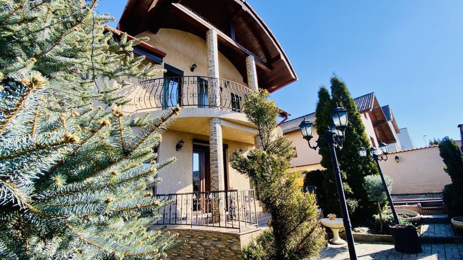 Casa moderna, individuala cu Garaj - Sura Mare - Poză 1