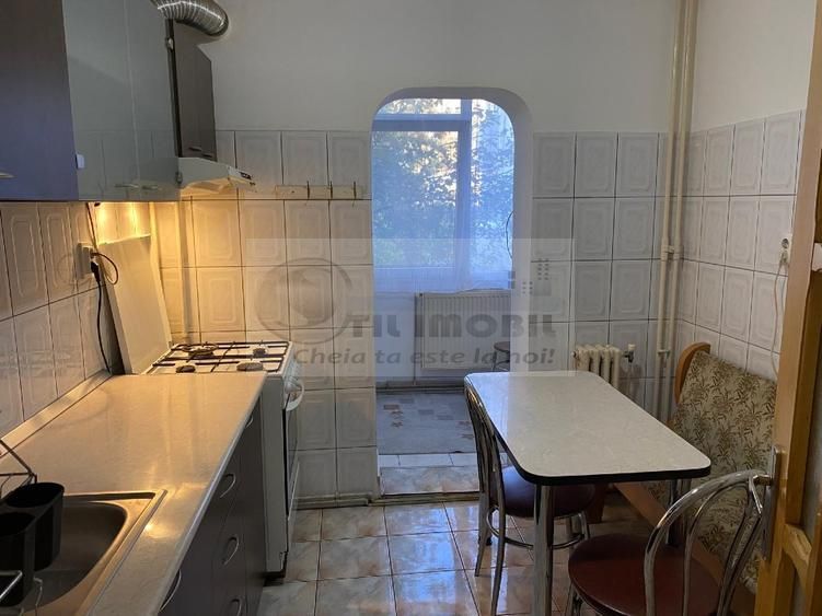 Apartament 2 camere decomandat, in Nicolina - Poză 6