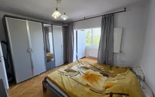 Vand apartament cu 4 camere aproape de centru - Poză 12