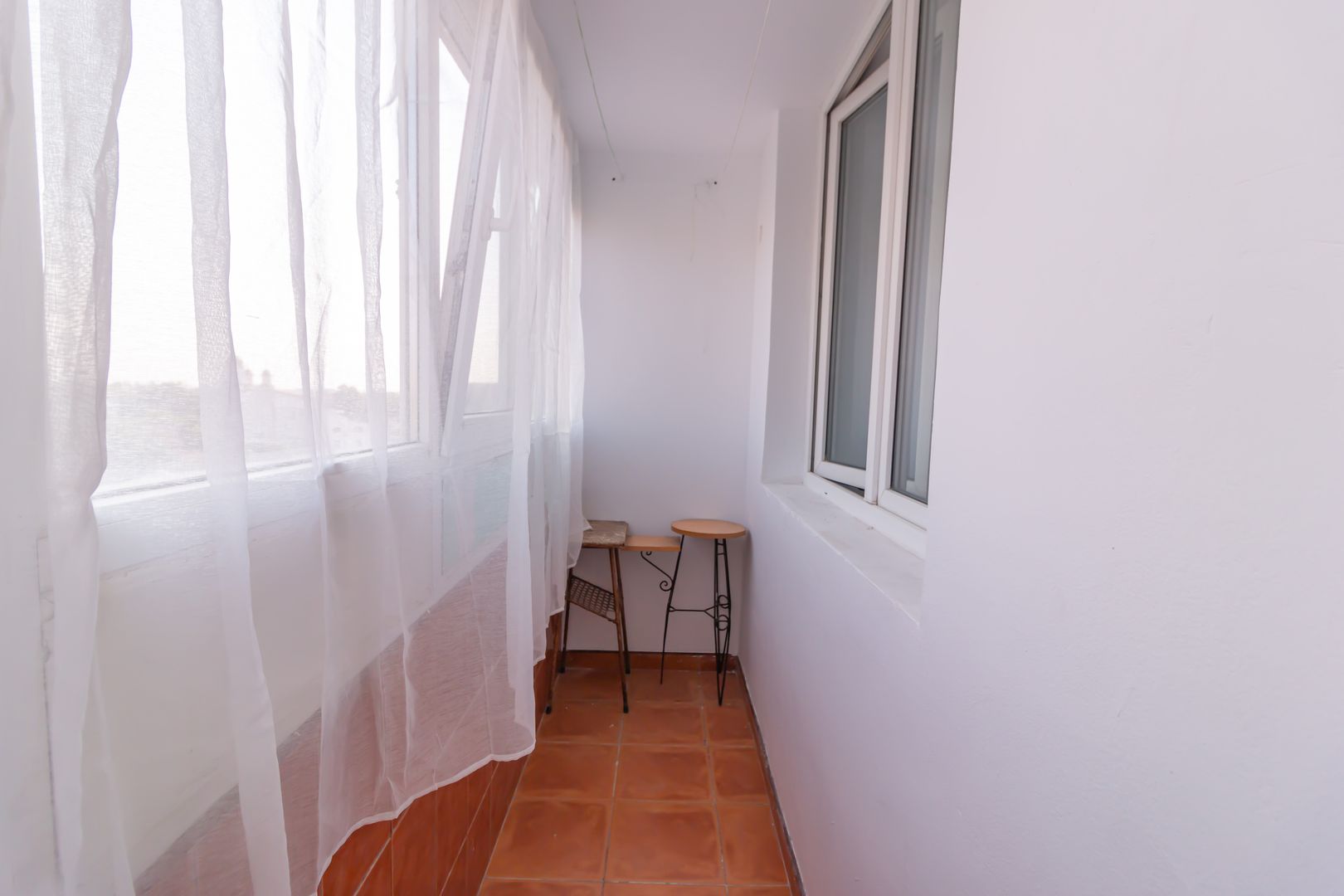 Apartament cu 3 camere  Prelungirea Ghencea - Poză 4