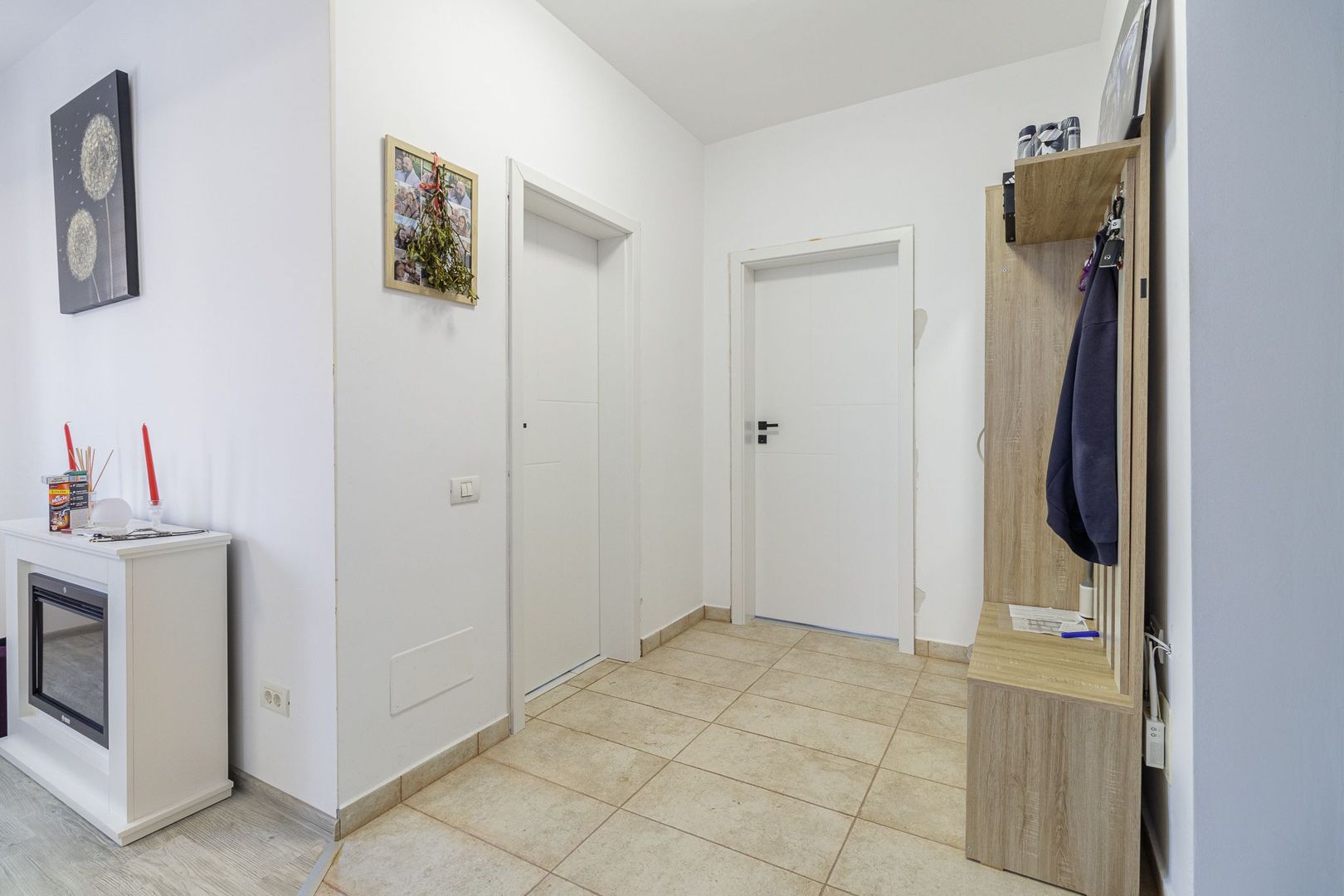 2 camere Apusului-Bacriului cu loc de parcare - Poză 12