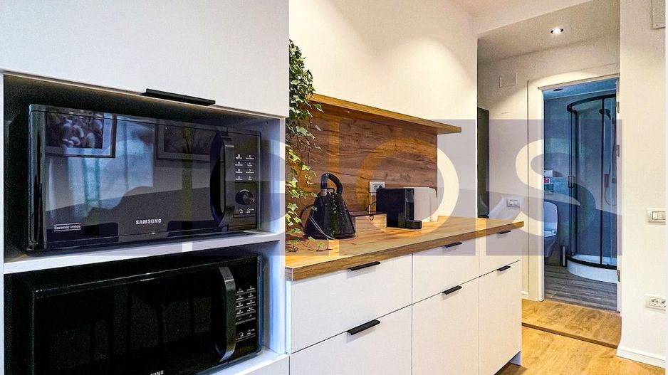 APARTAMENT DE VÂNZARE 4 CAMERE ZONA CENTRALĂ + TERASĂ 40MP - Poză 3