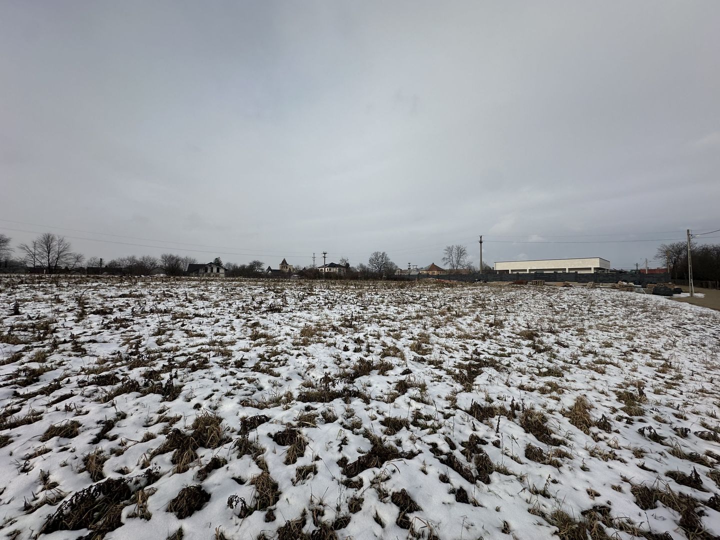 Teren intravilan | 61 ari | Parcelabil | Radauti - Poză 6