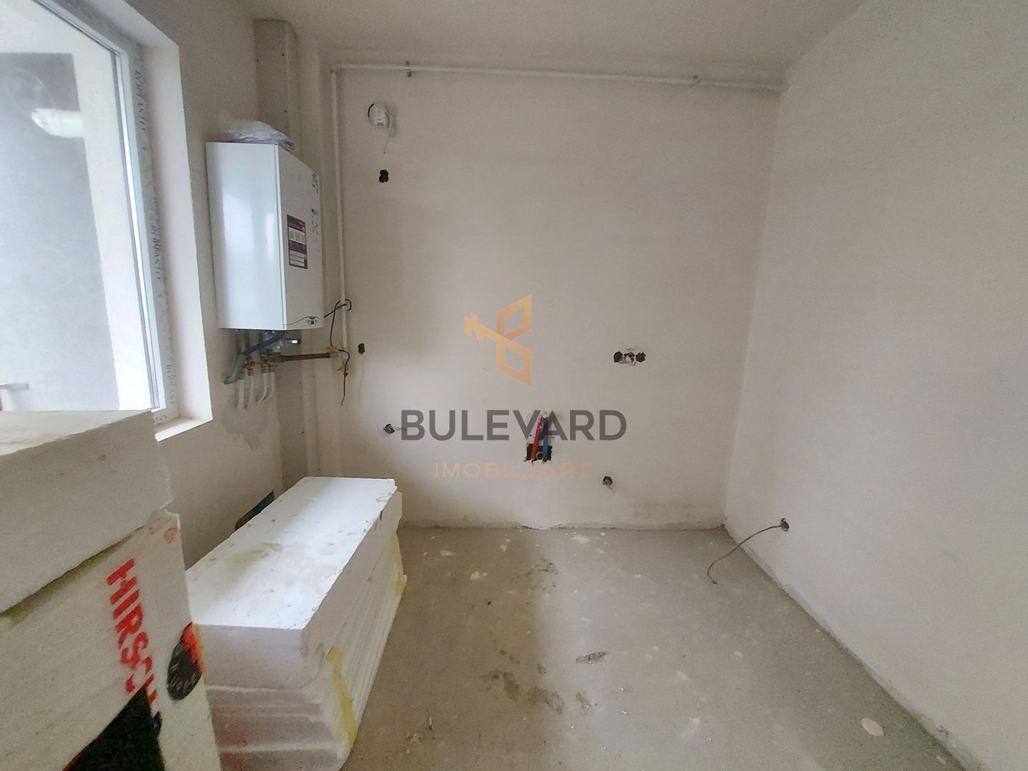 Apartament + parcare subterana, zona Sesul de Sus! - Poză 4