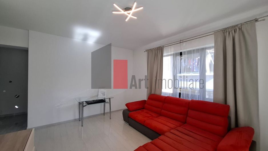 Apartament Piata Unirii, bloc 2013,  liber - Poză 3