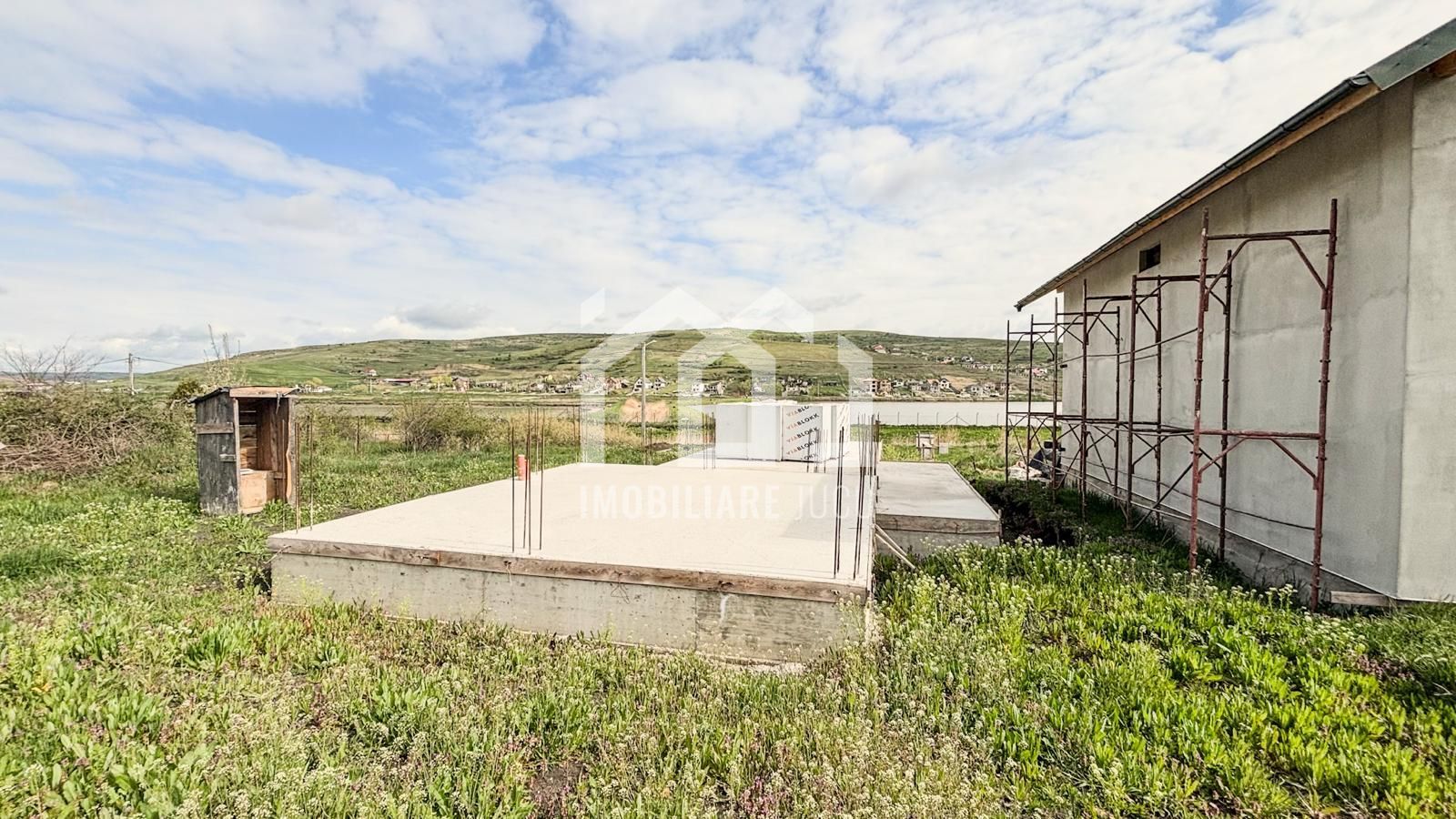Casa individuala 4 camere, 100mp, Teren 400mp, Campenesti - Poză 6