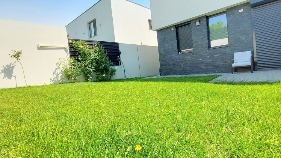 De vânzare casă premium tip duplex,  vedere spre Lacul Brates, comision 0% - Poză 9
