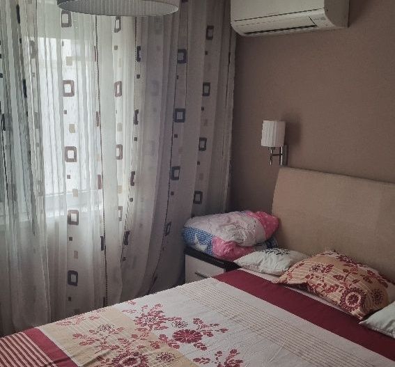 BRASADAS vinde ap 2 cam etaj 3 in centrul vechi! - Poză 3