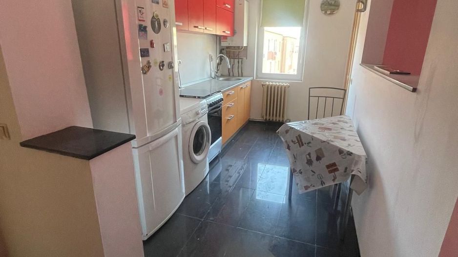 Apartament de vanzare - Poză 3