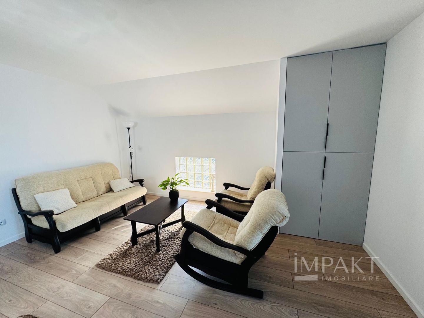 Inchiriere apartament cu 3 camere in Gruia! - Poză 6