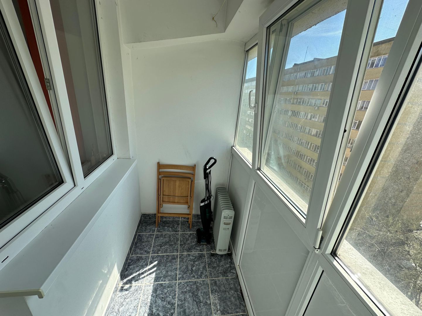 Garsoniera Delfinului 30 mp - Poză 15