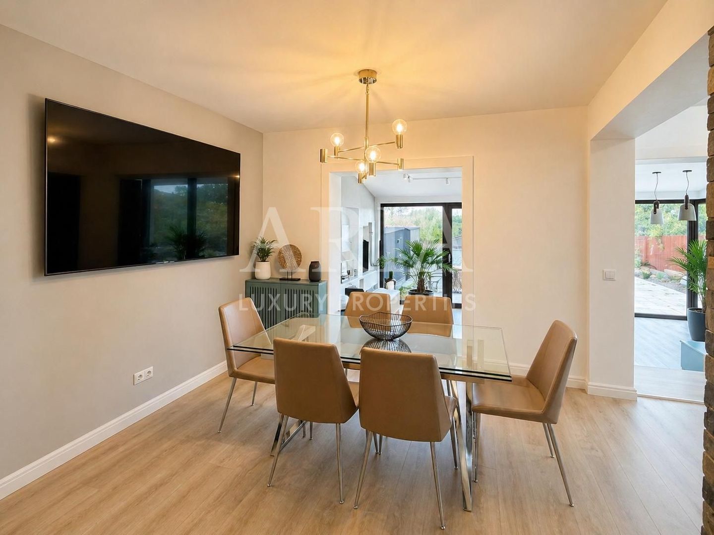 VILĂ INDIVIDUALA LAKEFRONT SNAGOV | POOL - Poză 16