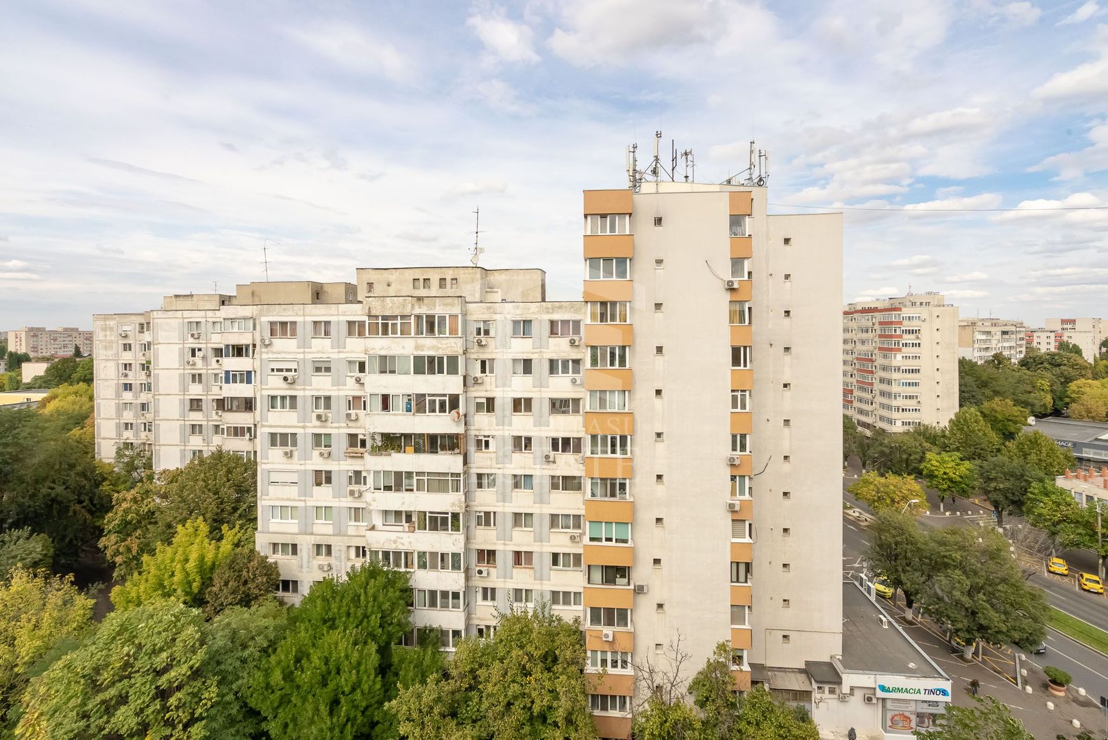 Bulevardul Obregia, Salon Why Not, 3 camere de inchiriat - Poză 11