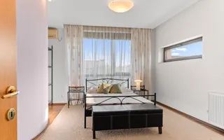VANZARE Vilă PREMIUM cu 6 camere în zona Central, OTOPENI - Poză 25