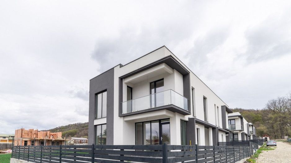 Casă Nouă Tip Duplex – 4 Camere - P+1 -  Budeasa! - Poză 18