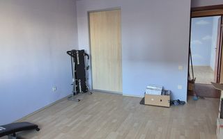 Apartament de vânzare 89mpu, 3 camere zona Turnisor/Kogalniceanu - Poză 8